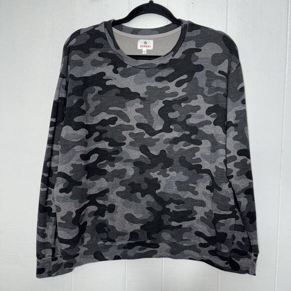 Sundry Women’s Camo Sweatshirt Gray Size 2 Medium - Picture 1 of 5